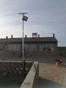 【農(nóng)村太陽能路燈案例】慶陽市西峰區(qū)農(nóng)村太陽能路燈工程